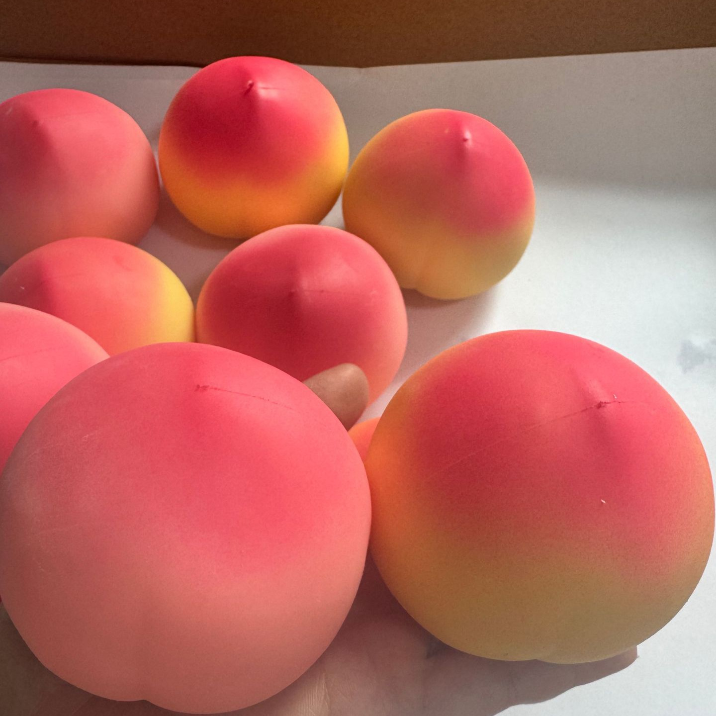 Knapperig krokant perzikfruit  - Party Games For Adults And Kids recensie en prijs